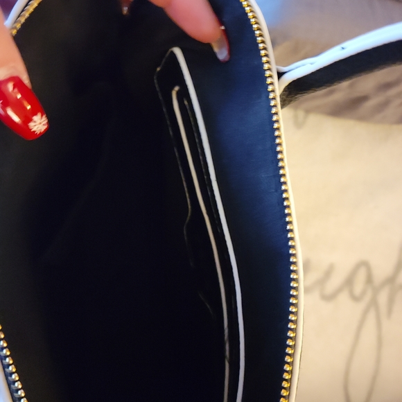 Bebe small satchel - Picture 3 of 3